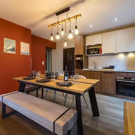 3 Vallees Access & Cycling Cosy 4 To 6 Guests Orelle